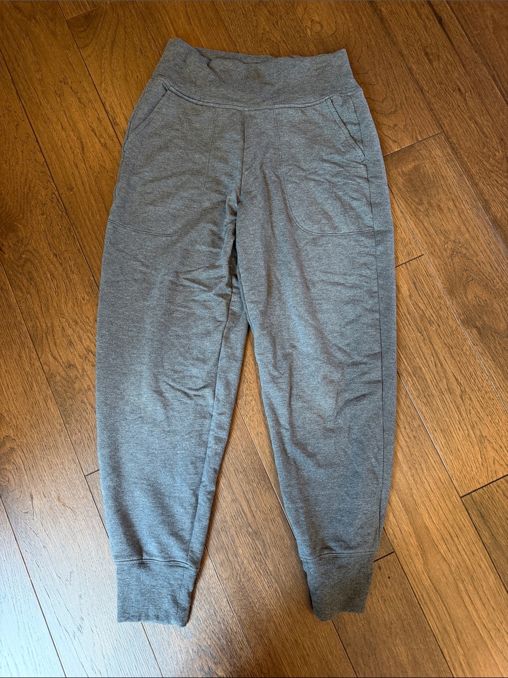 Athleta Gray Coaster Luke High Rise Jogger Size Small